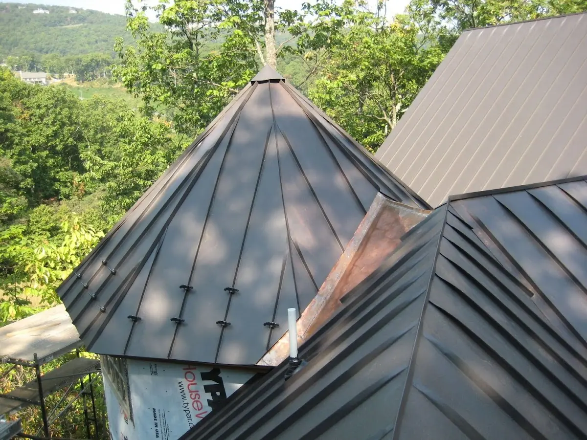 Professional Gutter Cleaning by Craftsman Roofing in North Sewickley
